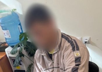 В Сочи приезжего арестовали на двое суток за нацистскую татуировку