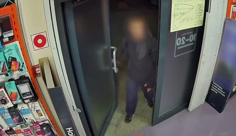 В Сочи приезжий во время ограблений потерял телефон и паспорт