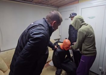 Пьяный житель Краснодарского края зарезал знакомого кинжалом