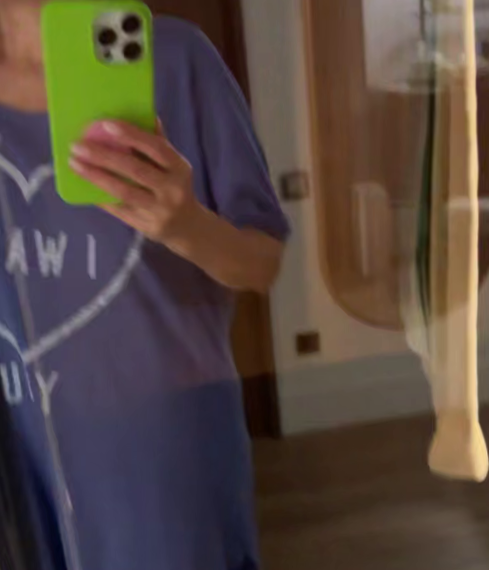 «Я в Сочи, короче»: Лера Кудрявцева попала на воздушную тревогу в отеле