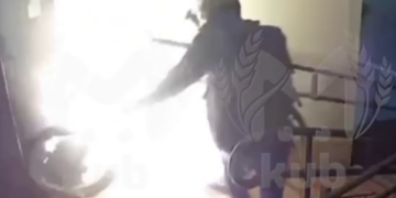 В Краснодаре электровелосипед загорелся в лифте