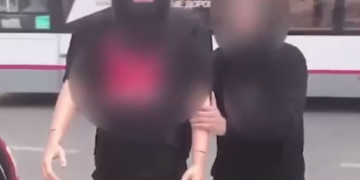 В Краснодаре бородатого пассажира на крыше оштрафовали. Но это не человек