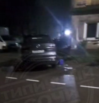 Ночью на улицах Сочи участились случаи слива бензина с припаркованных машин