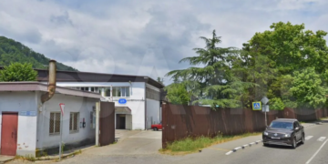 В Сочи продается большой складской комплекс почти за 400 миллионов рублей