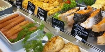 В центре Сочи выставили на продажу действующую столовую за 23 млн рублей