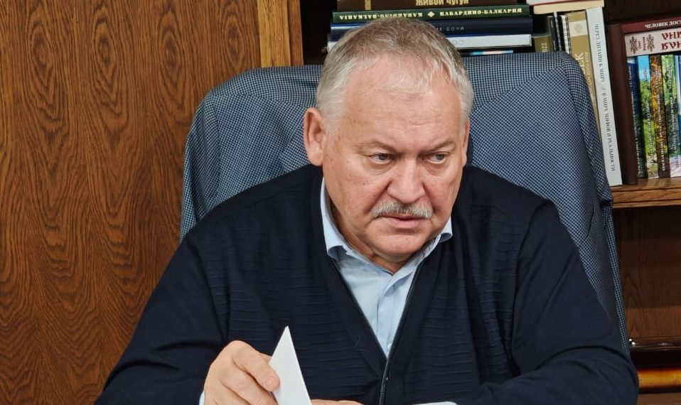 Константин Затулин помогает сочинцам решить коммунальные проблемы