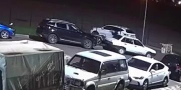 В Краснодаре объявился ночной погромщик автомобилей