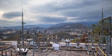 Энергетики предупредили жителей о риске запуска воздушных шаров и змеев рядом с энергообъектами