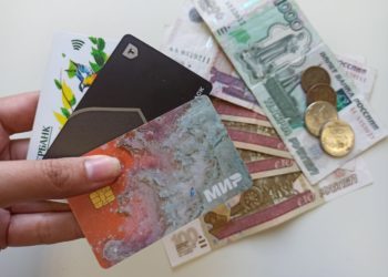 В Сочи женщина попрошайничала на похороны здорового сына