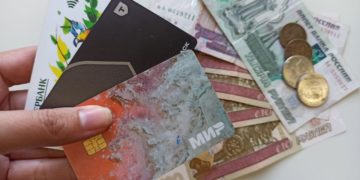 В Сочи женщина попрошайничала на похороны здорового сына