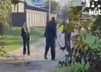 В Краснодаре мужчина избил своего соседа битой