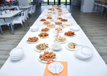 Прошунин: на питание в школах Сочи выделили 968 млн рублей в 2025 году