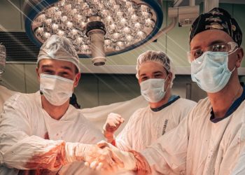 На Кубани хирурги спасли пациента, удалив опухоль весом 13 килограммов