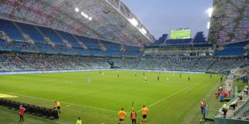 Сочинец помог болельщикам догнать уходящий поезд после матча с Чили