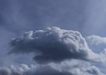 Сирены продолжают звучать в Сочи и Туапсе на фоне атаки БПЛА