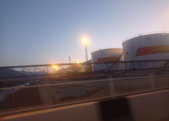 В Новороссийске БПЛА повредили нефтебазу на перевалочном комплексе «Шесхарис»