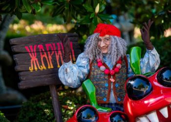 «Сочи Парк» ищет Бабу Ягу с зарплатой от 250 000 рублей