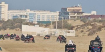 В Анапе нашли 50 участников массового заезда на квадроциклах по пляжу