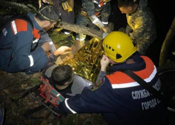 Спасатели эвакуировали из сочинского леса 40-летнего мужчину с серьезной травмой