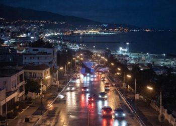 В Сочи на фоне угрозы БПЛА сирены звучат повторно, жителей просят уйти с улиц