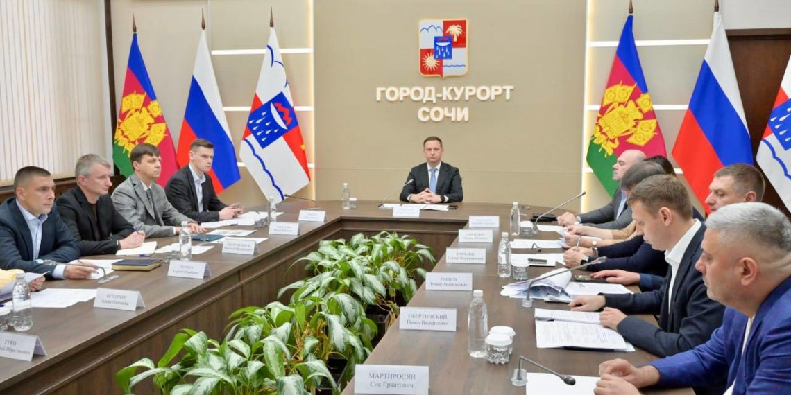 Прошунин: в Сочи реализуют 60 инвестиционных проектов до 2033 года