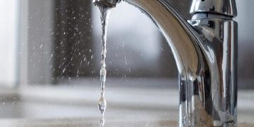 В центре Сочи жильцы трёх домов четвертый день сидят без воды