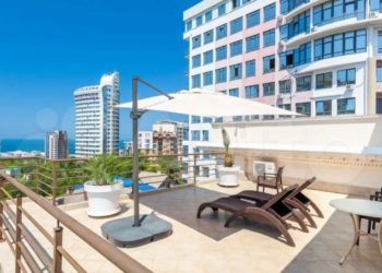 В Сочи выставили на продажу гостиницу рядом с морем за 680 миллионов