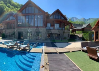 В Сочи продают элитную горную резиденцию за 1,3 млрд рублей