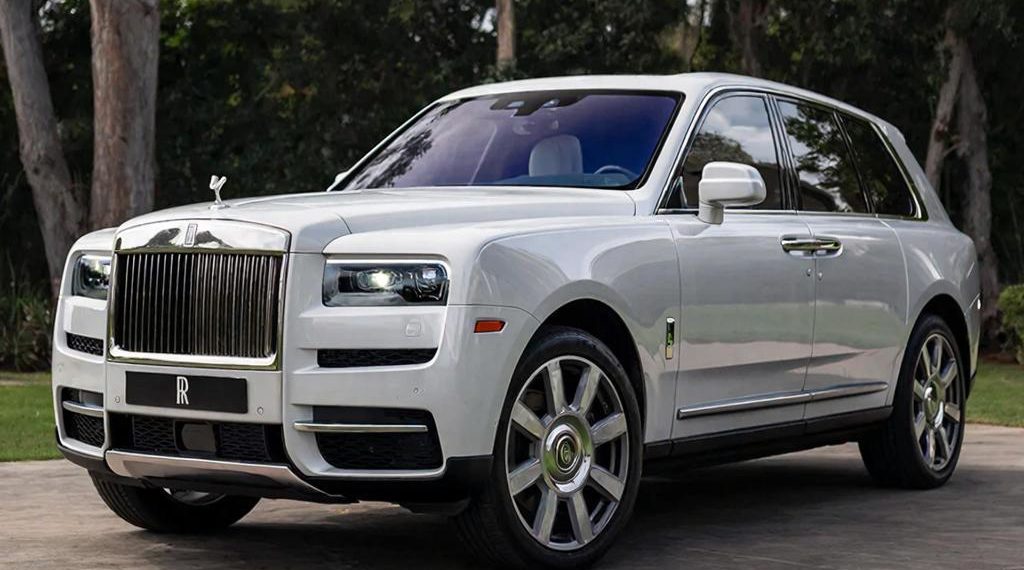 В Сочи продают эксклюзивный Rolls-Royce за 47,3 млн рублей