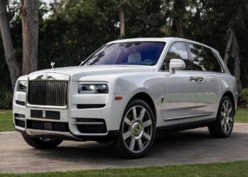В Сочи продают эксклюзивный Rolls-Royce за 47,3 млн рублей