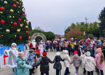 Более 250 праздничных мероприятий подготовил Сочи на новогодние каникулы