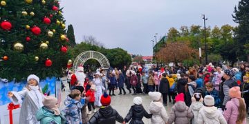 Более 250 праздничных мероприятий подготовил Сочи на новогодние каникулы