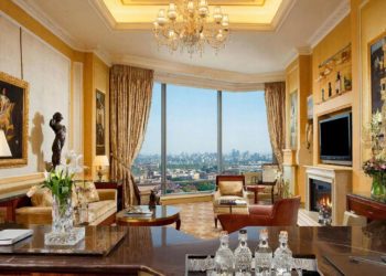 В Сочи на улице Гагарина за 5 млрд продают отель с VIP-виллой и бассейнами