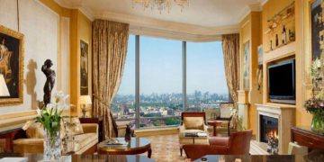 В Сочи на улице Гагарина за 5 млрд продают отель с VIP-виллой и бассейнами