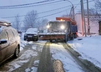 К уборке дорог в Сочи привлекли более 330 единиц техники
