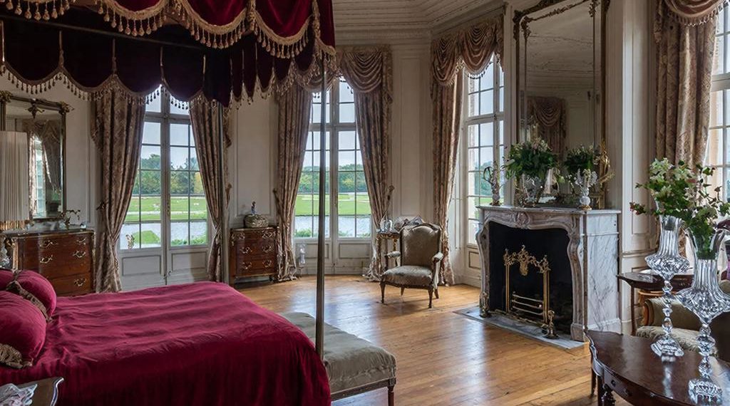 На Авито выставлена на продажу элитная вилла в Сочи за 1,25 млрд рублей