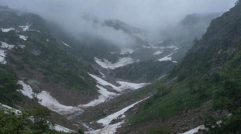 «Дожди и снег»: погода на понедельник 22 декабря в Краснодарском крае