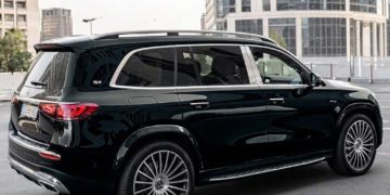 В Сочи выставили на продажу новый Mercedes-Benz Maybach за 30,5 млн рублей
