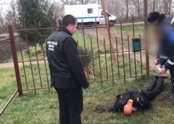 Житель Кубани избил знакомого до потери сознания и попытался сжечь