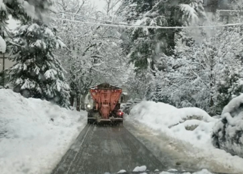 Прошунин: к уборке дорог от снега в Сочи привлекли 150 единиц техники