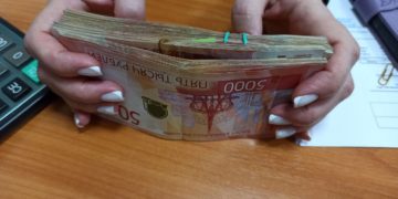 Средняя зарплата в Сочи превысила общекраевой показатель