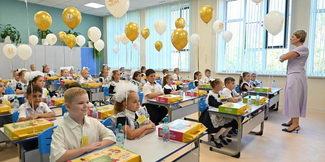 Прошунин: более 80% детей получали дополнительное образование в Сочи в 2025 году