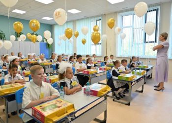 Прошунин: более 80% детей получали дополнительное образование в Сочи в 2025 году