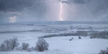 Гроза и +17 градусов: аномальную субботу 31 января передают на Кубани