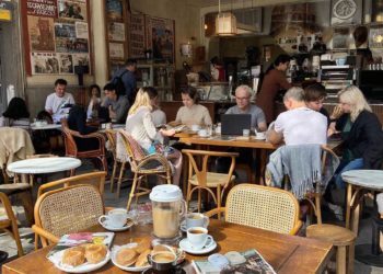 В Сочи за 15 млн рублей выставили на продажу сеть из 9 кофеен