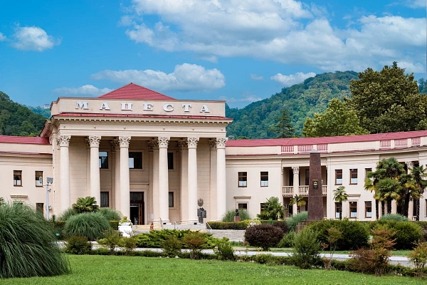 Сочи: выше зарплаты, больше туристов, активнее бизнес. Итоги года