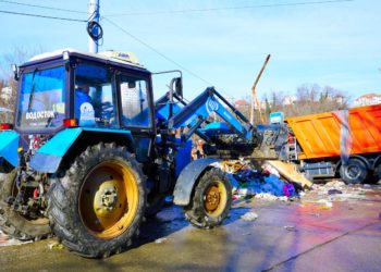 Прошунин: Сочи получит 1800 контейнеров для мусора до лета 2026 года