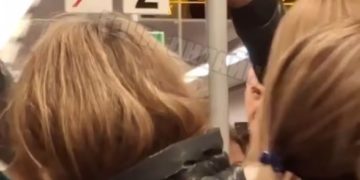 Пассажиры пели песню про медведей в переполненной «Ласточке» в Сочи