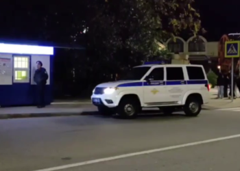 Полиция ищет мужчину, избившего двух девушек в центре Краснодара