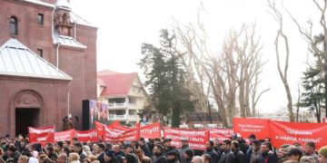 В Сочи депутат Заксобрания Кубани Арменак Тозлян провел мероприятие в поддержку Армянской Апостольской церкви